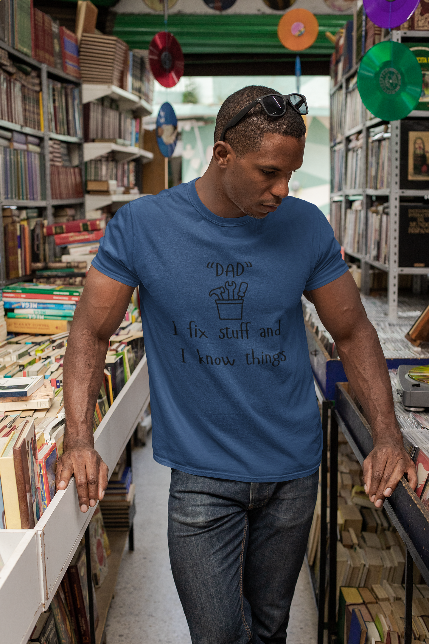 "Fix-It Dad: I Know Things" Tee